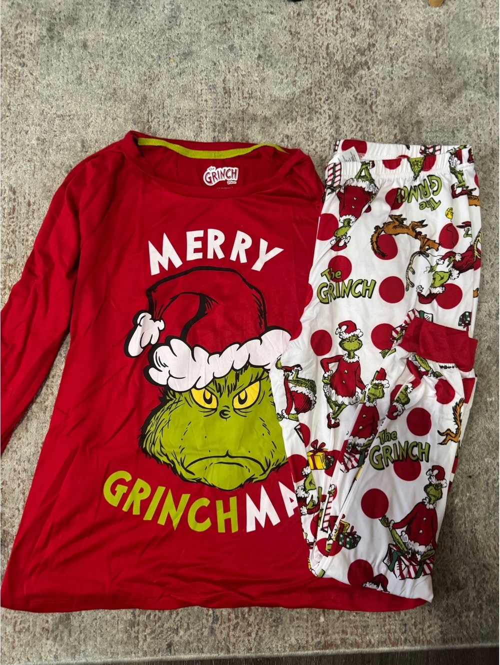The Grinch Christmas pajama set kids size 8-10